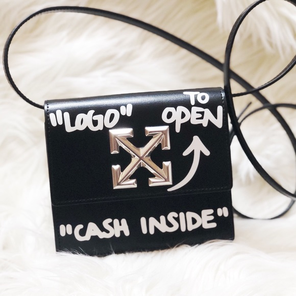 Off-White Handbags - Off-White Jitney 0.7 Bag
